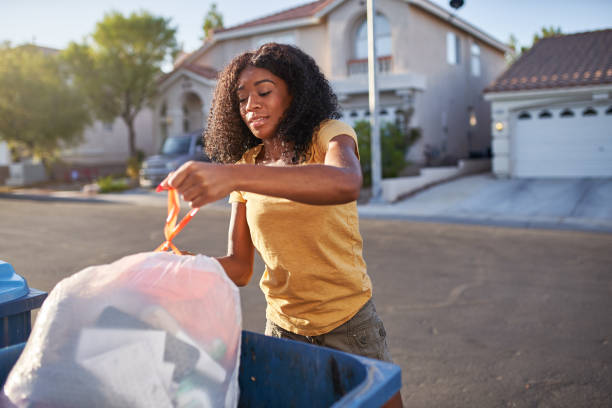 Best Yard Waste Removal  in Middleport, OH